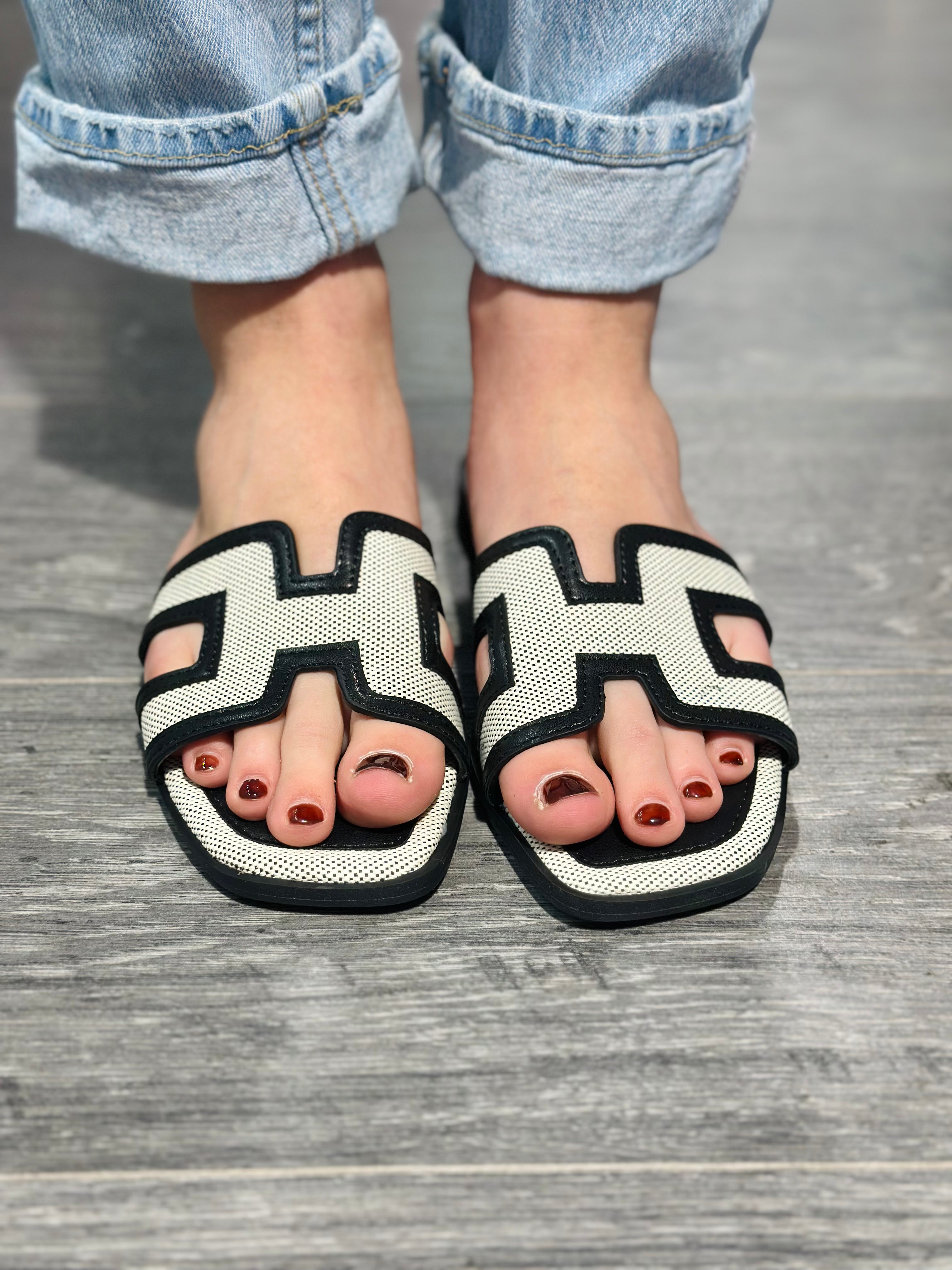 Rachel Sandals – Krush The Runway